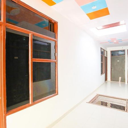 Oyo Flagship 62980 Shiva Residency Hotel Garhi Harsaru Luaran gambar